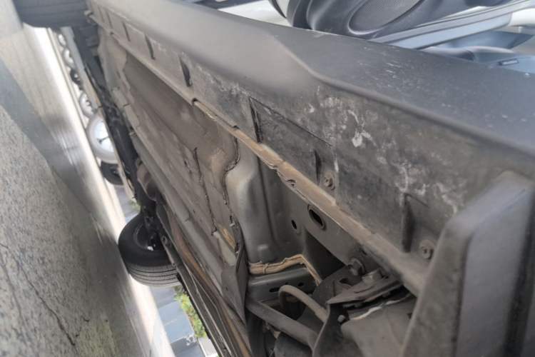 Used Nissan X-Trail 2015 2.5L CVT Leading MAX Edition 4WD Left Side Sill