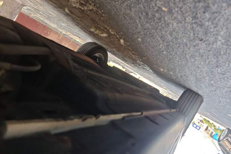 Used Nissan X-Trail 2015 2.0L CVT Comfort MAX Edition 2WD Left Side Sill