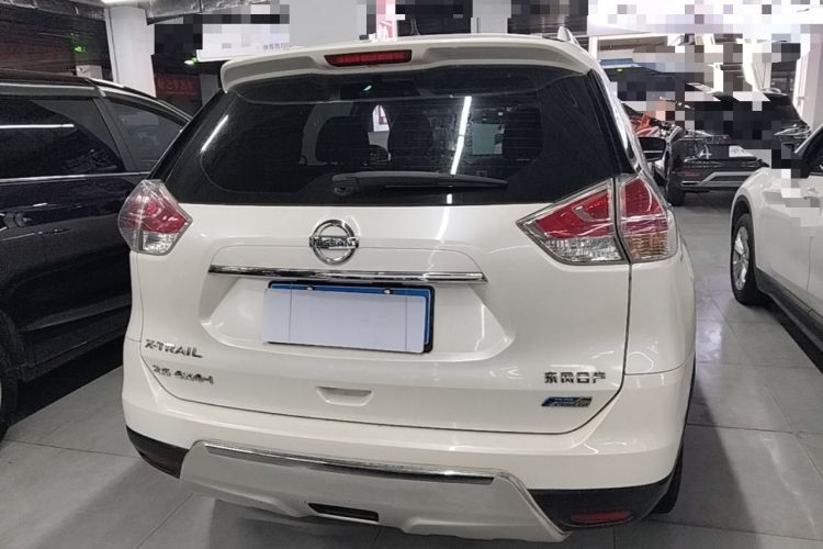 Used Nissan X-Trail 2015 2.5L CVT Leading MAX Edition 4WD Rear