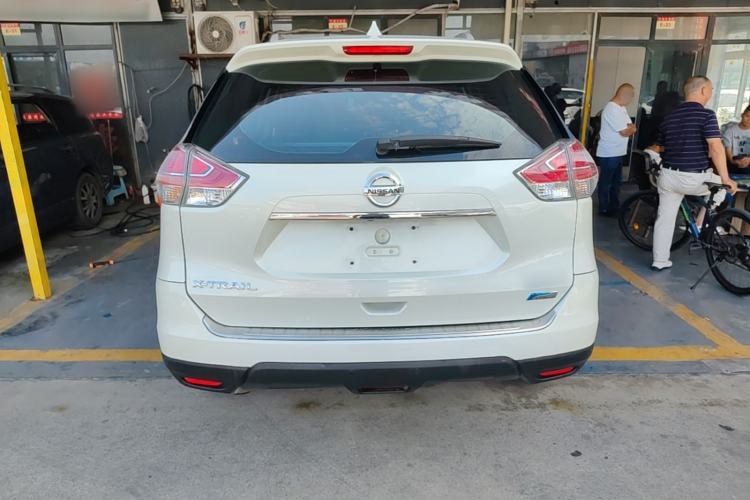 Used Nissan X-Trail 2015 2.0L CVT Comfort MAX Edition 2WD Rear