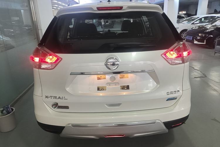 Used Nissan X-Trail 2015 2.0L CVT Comfort MAX Edition 2WD Rear