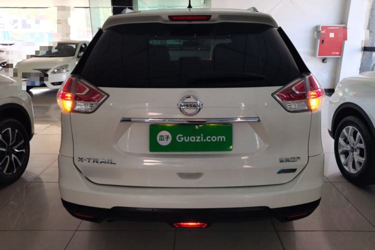 Used Nissan X-Trail 2015 2.5L CVT Leading MAX Edition 4WD Rear
