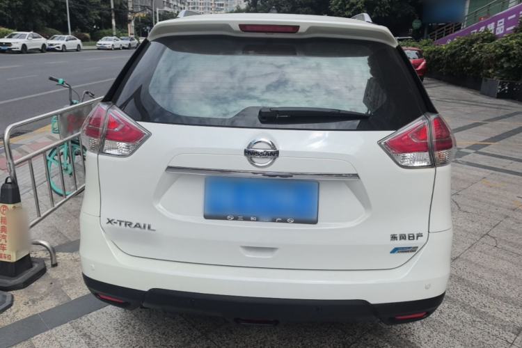 Used Nissan X-Trail 2015 2.5L CVT Leading MAX Edition 4WD Rear