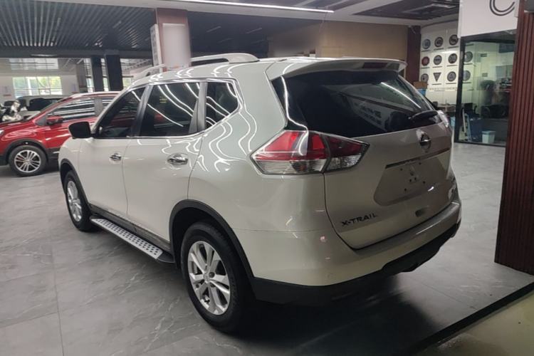 Used Nissan X-Trail 2015 2.0L CVT Comfort MAX Edition 2WD Rear Left 45 Deg