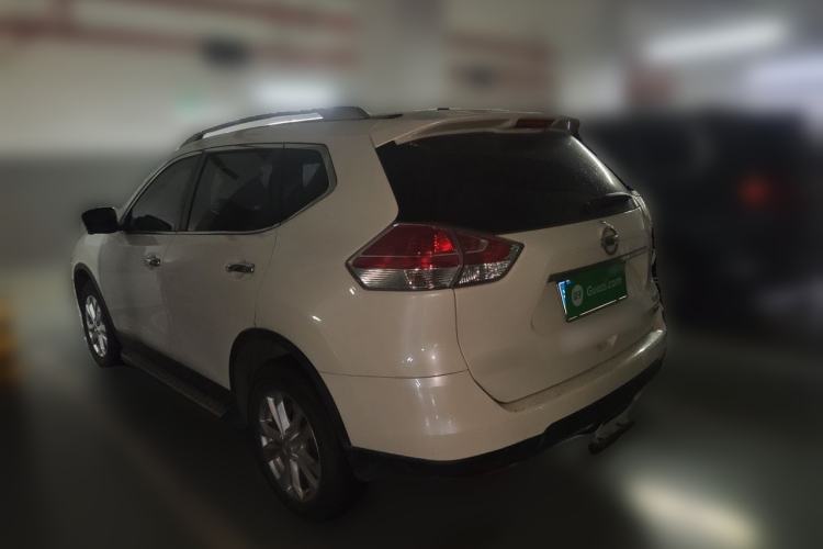Used Nissan X-Trail 2015 2.0L CVT Comfort MAX Edition 2WD Rear Left 45 Deg