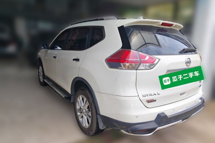 Used Nissan X-Trail 2015 2.0L CVT Comfort MAX Edition 2WD Rear Left 45 Deg