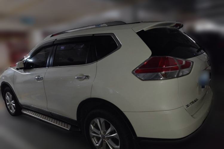 Used Nissan X-Trail 2015 2.0L CVT Comfort MAX Edition 2WD Rear Left 45 Deg