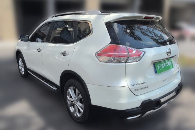 Used Nissan X-Trail 2015 2.5L CVT Leading MAX Edition 4WD Rear Left 45 Deg