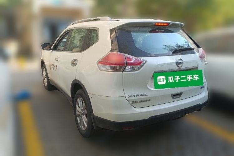 Used Nissan X-Trail 2015 2.5L CVT Leading MAX Edition 4WD Rear Left 45 Deg
