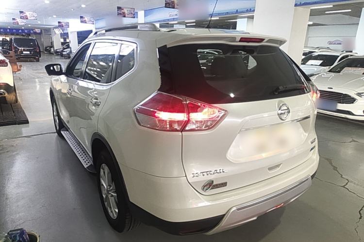 Used Nissan X-Trail 2015 2.0L CVT Comfort MAX Edition 2WD Rear Left 45 Deg