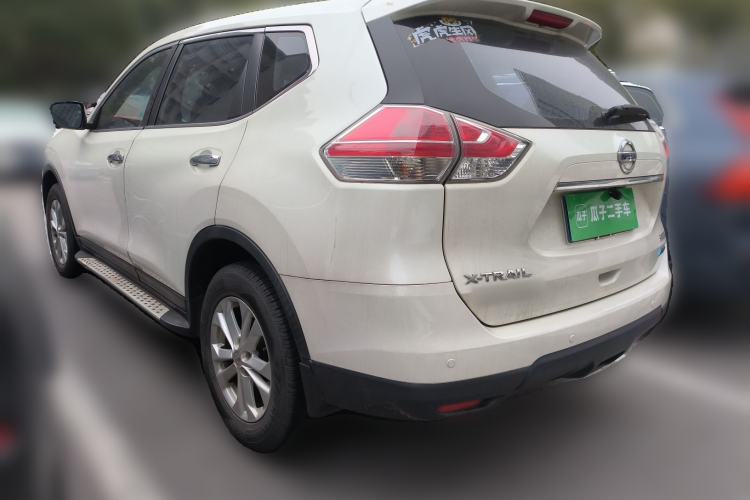 Used Nissan X-Trail 2015 2.0L CVT Comfort MAX Edition 2WD Rear Left 45 Deg