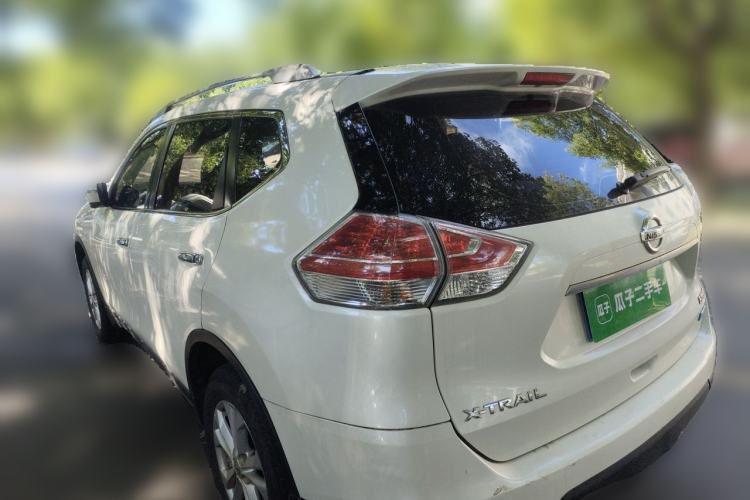 Used Nissan X-Trail 2015 2.0L CVT Comfort MAX Edition 2WD Rear Left 45 Deg