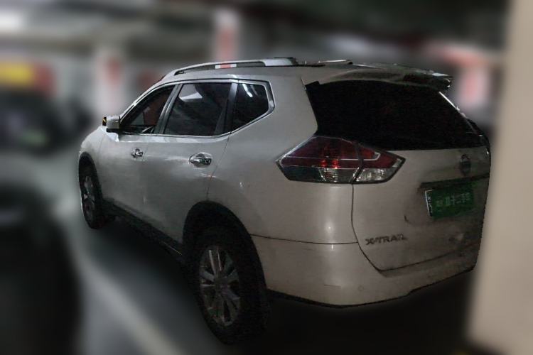 Used Nissan X-Trail 2015 2.0L CVT Comfort MAX Edition 2WD Rear Left 45 Deg