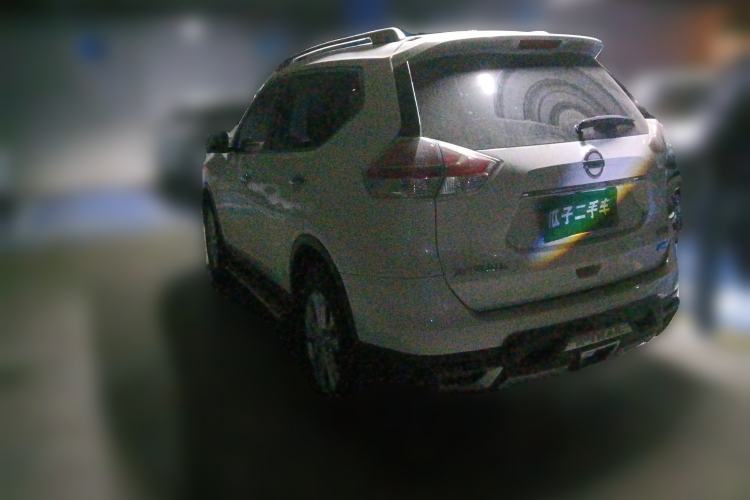 Used Nissan X-Trail 2015 2.0L CVT Comfort MAX Edition 2WD Rear Left 45 Deg