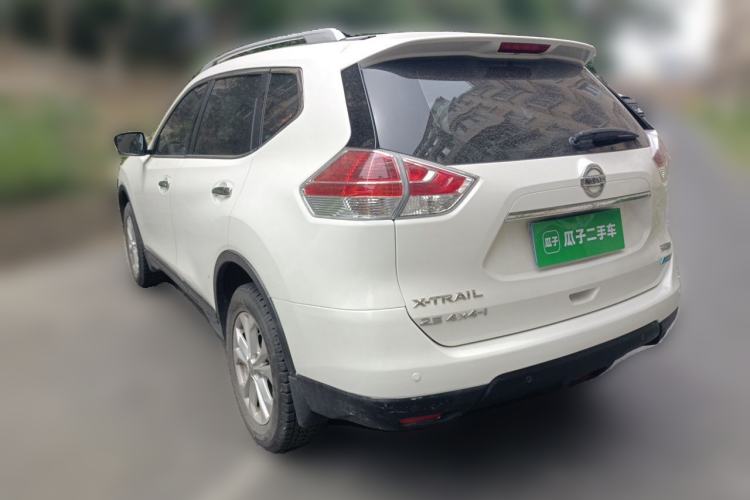 Used Nissan X-Trail 2015 2.5L CVT Leading MAX Edition 4WD Rear Left 45 Deg