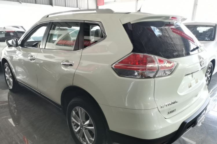 Used Nissan X-Trail 2015 2.0L CVT Comfort MAX Edition 2WD Rear Left 45 Deg