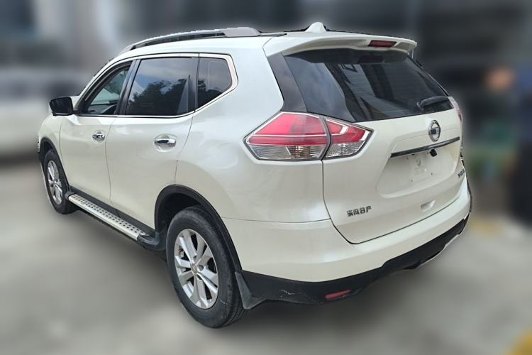 Used Nissan X-Trail 2015 2.0L CVT Comfort MAX Edition 2WD Rear Left 45 Deg