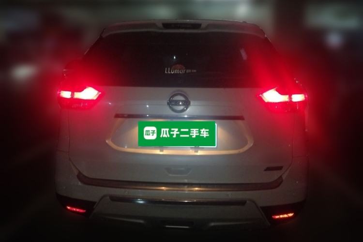 Used Nissan X-Trail 2015 2.0L CVT Comfort MAX Edition 2WD Rear