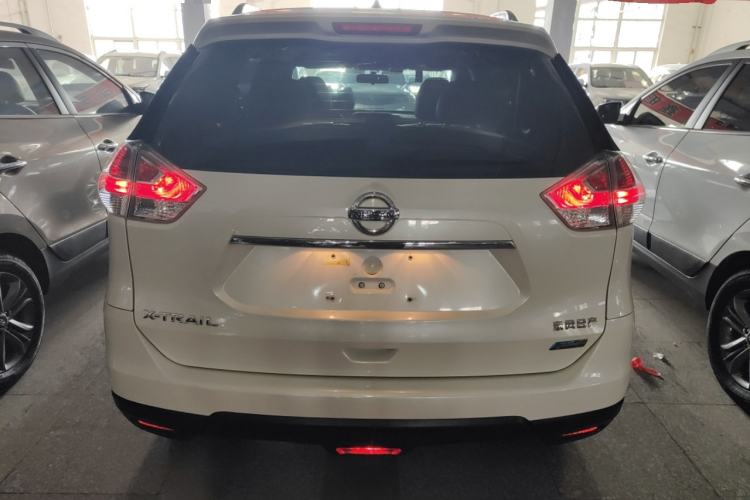 Used Nissan X-Trail 2015 2.0L CVT Comfort MAX Edition 2WD Rear