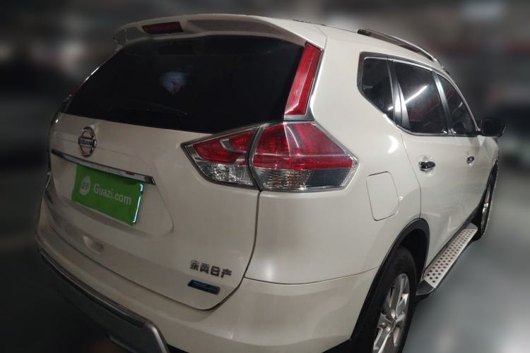 Used Nissan X-Trail 2015 2.0L CVT Comfort MAX Edition 2WD Rear Right 45 Deg