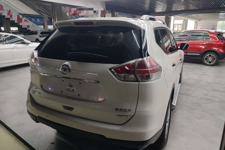 Used Nissan X-Trail 2015 2.0L CVT Comfort MAX Edition 2WD Rear Right 45 Deg