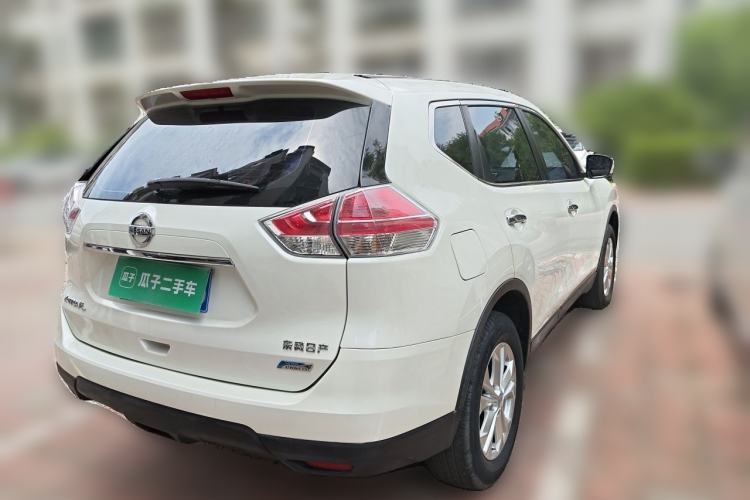 Used Nissan X-Trail 2015 2.0L CVT Comfort MAX Edition 2WD Rear Right 45 Deg