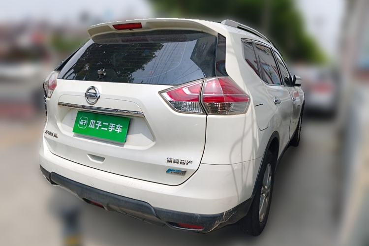 Used Nissan X-Trail 2015 2.0L CVT Comfort MAX Edition 2WD Rear Right 45 Deg