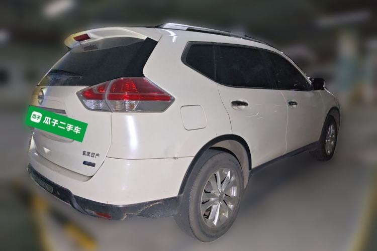 Used Nissan X-Trail 2015 2.0L CVT Comfort MAX Edition 2WD Rear Right 45 Deg