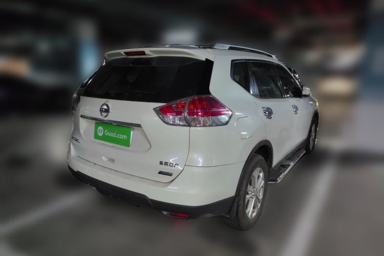 Used Nissan X-Trail 2015 2.0L CVT Comfort MAX Edition 2WD Rear Right 45 Deg