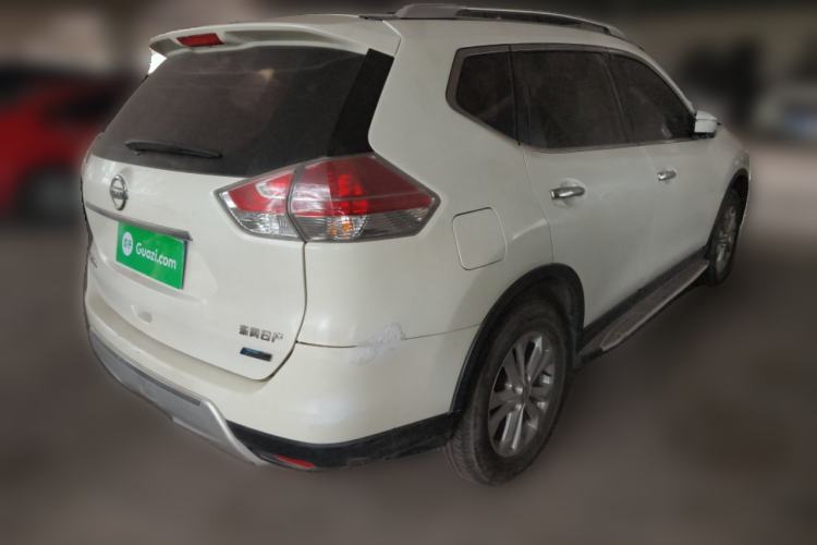 Used Nissan X-Trail 2015 2.0L CVT Comfort MAX Edition 2WD Rear Right 45 Deg