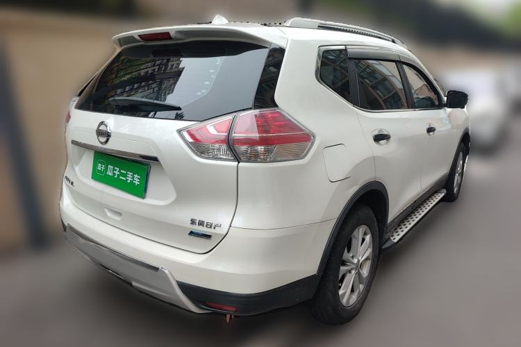 Used Nissan X-Trail 2015 2.0L CVT Comfort MAX Edition 2WD Rear Right 45 Deg
