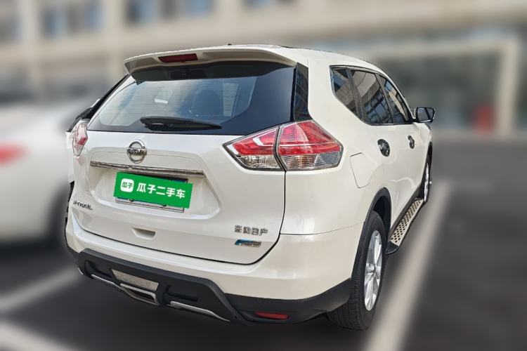 Used Nissan X-Trail 2015 2.0L CVT Comfort MAX Edition 2WD Rear Right 45 Deg