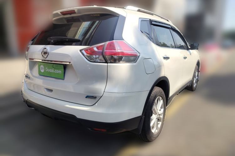 Used Nissan X-Trail 2015 2.0L CVT Comfort MAX Edition 2WD Rear Right 45 Deg