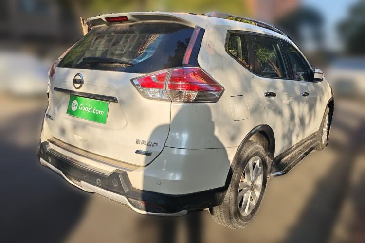 Used Nissan X-Trail 2015 2.0L CVT Comfort MAX Edition 2WD Rear Right 45 Deg
