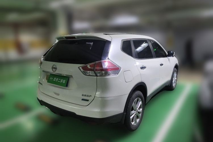 Used Nissan X-Trail 2015 2.0L CVT Comfort MAX Edition 2WD Rear Right 45 Deg