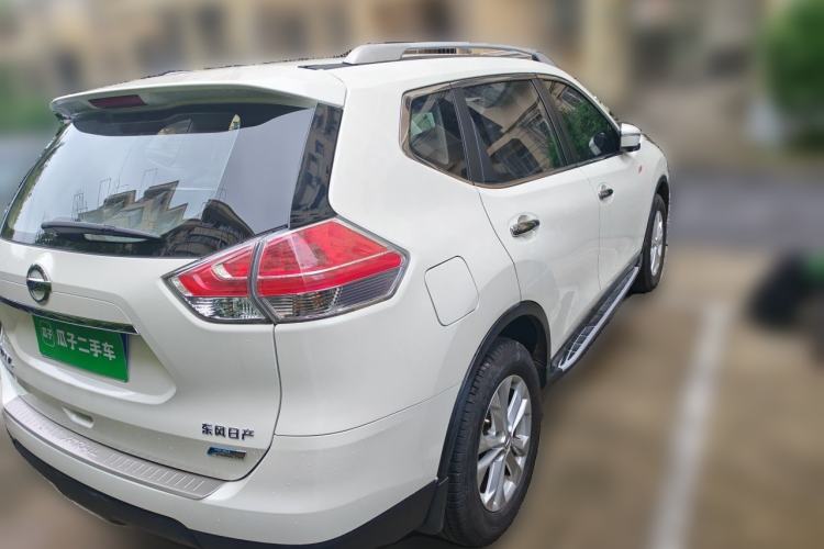 Used Nissan X-Trail 2015 2.0L CVT Comfort MAX Edition 2WD Rear Right 45 Deg