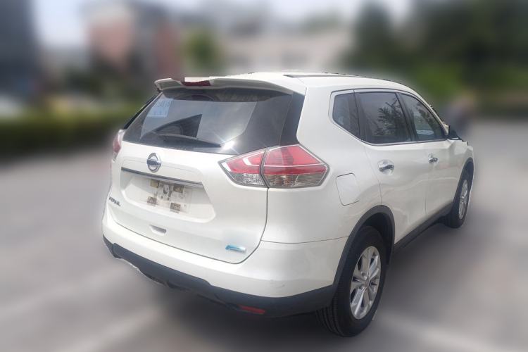 Used Nissan X-Trail 2015 2.0L CVT Comfort MAX Edition 2WD Rear Right 45 Deg