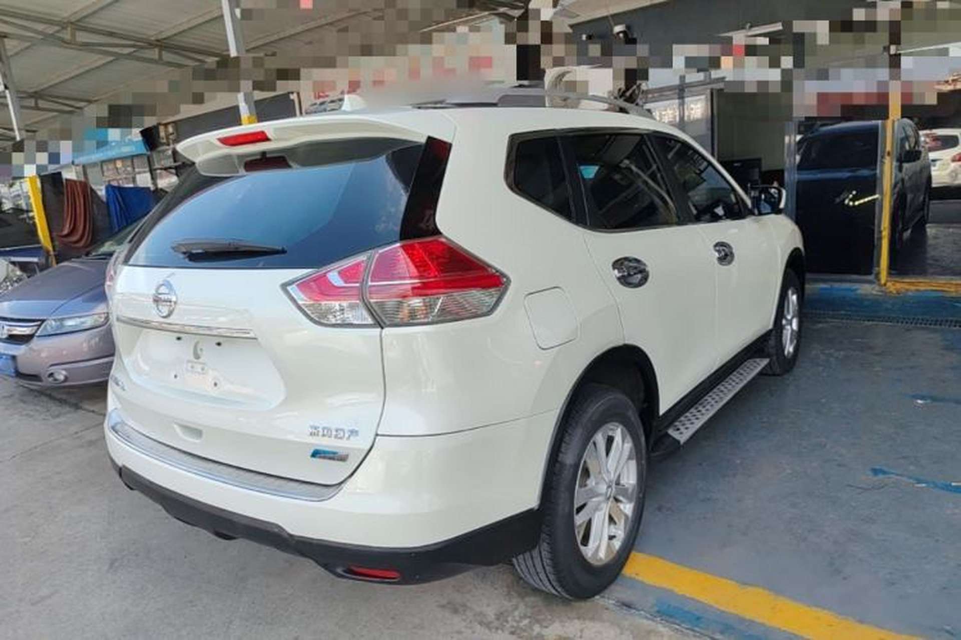 Used Nissan X-Trail 2015 2.0L CVT Comfort MAX Edition 2WD Rear Right 45 Deg