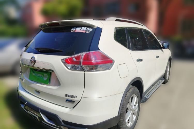 Used Nissan X-Trail 2015 2.0L CVT Comfort MAX Edition 2WD Rear Right 45 Deg