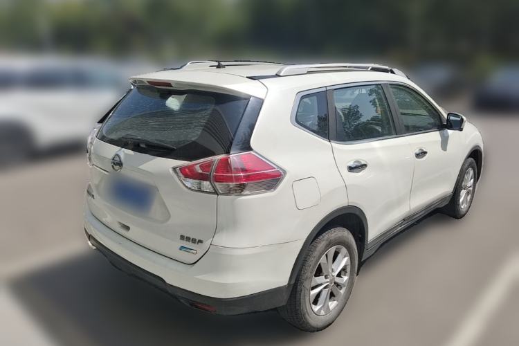 Used Nissan X-Trail 2015 2.0L CVT Comfort MAX Edition 2WD Rear Right 45 Deg