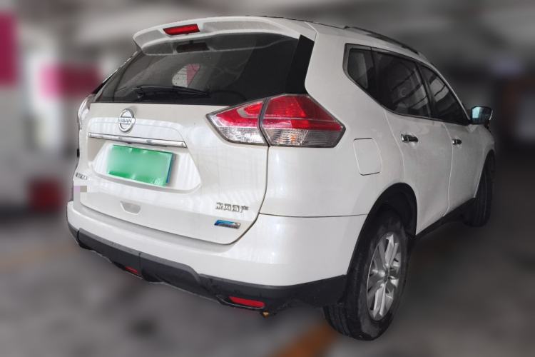 Used Nissan X-Trail 2015 2.0L CVT Comfort MAX Edition 2WD Rear Right 45 Deg