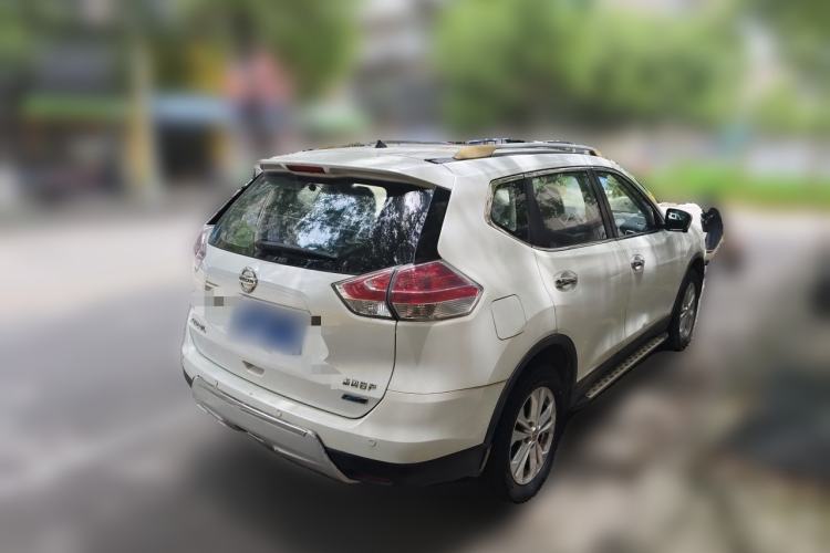Used Nissan X-Trail 2015 2.0L CVT Comfort MAX Edition 2WD Rear Right 45 Deg
