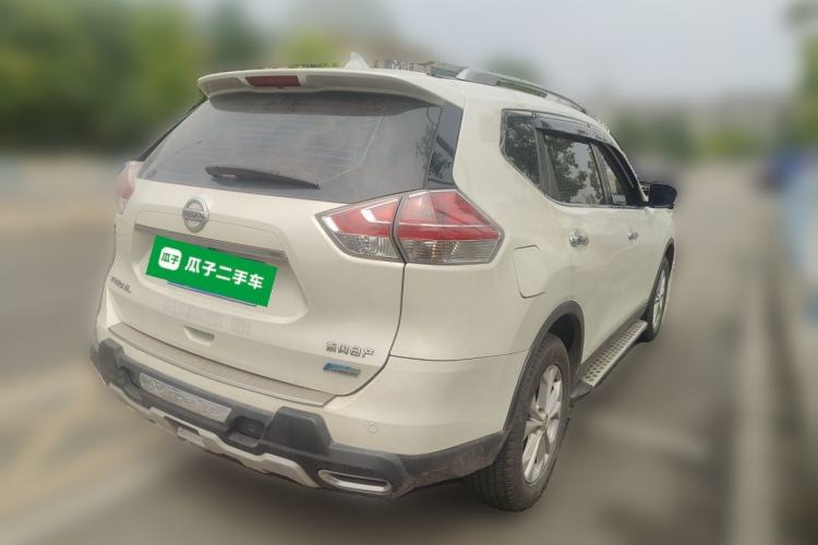 Used Nissan X-Trail 2015 2.0L CVT Comfort MAX Edition 2WD Rear Right 45 Deg