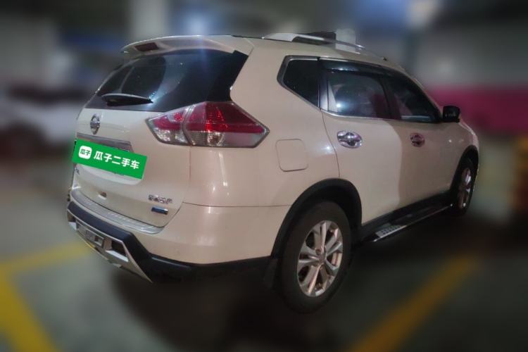 Used Nissan X-Trail 2015 2.0L CVT Comfort MAX Edition 2WD Rear Right 45 Deg