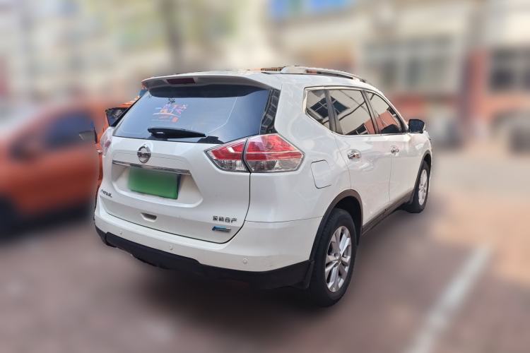 Used Nissan X-Trail 2015 2.0L CVT Comfort MAX Edition 2WD Rear Right 45 Deg