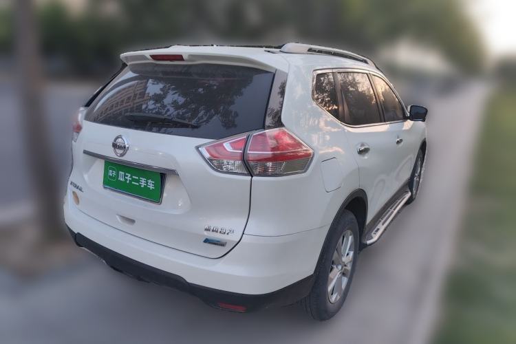 Used Nissan X-Trail 2015 2.0L CVT Comfort MAX Edition 2WD Rear Right 45 Deg