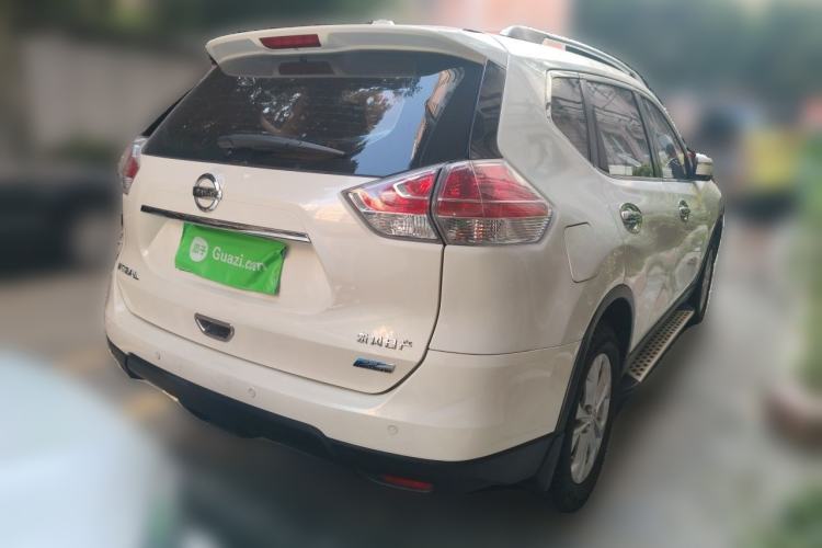 Used Nissan X-Trail 2015 2.0L CVT Comfort MAX Edition 2WD Rear Right 45 Deg