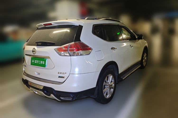 Used Nissan X-Trail 2015 2.0L CVT Comfort MAX Edition 2WD Rear Right 45 Deg