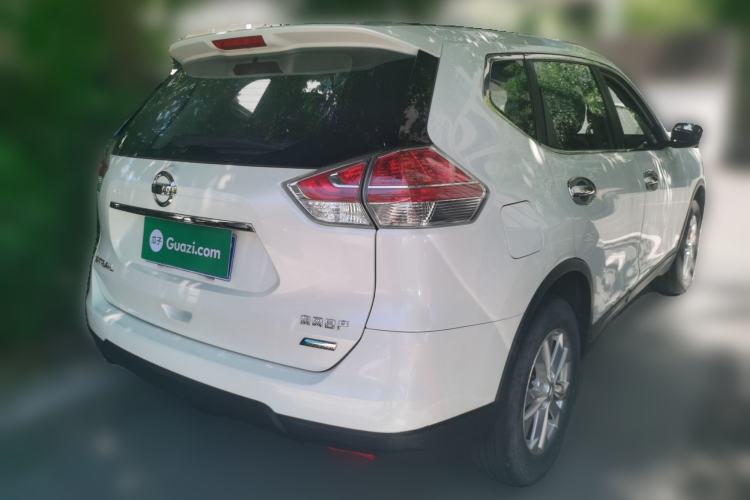 Used Nissan X-Trail 2015 2.0L CVT Comfort MAX Edition 2WD Rear Right 45 Deg