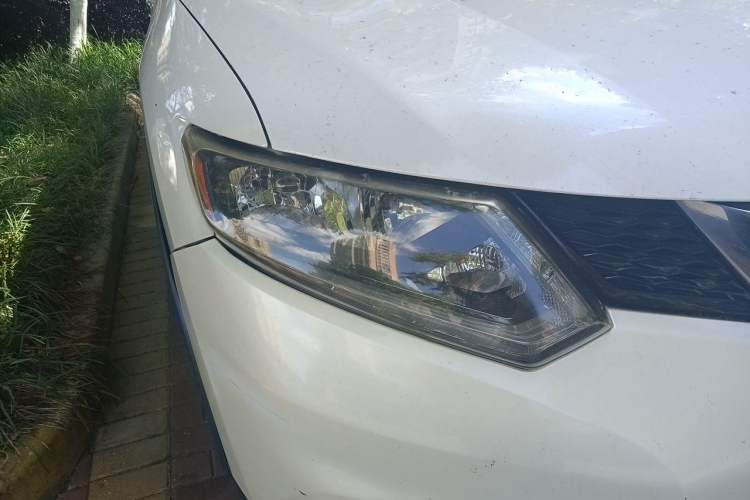 Used Nissan X-Trail 2015 2.0L CVT Comfort MAX Edition 2WD Right Front Headlight